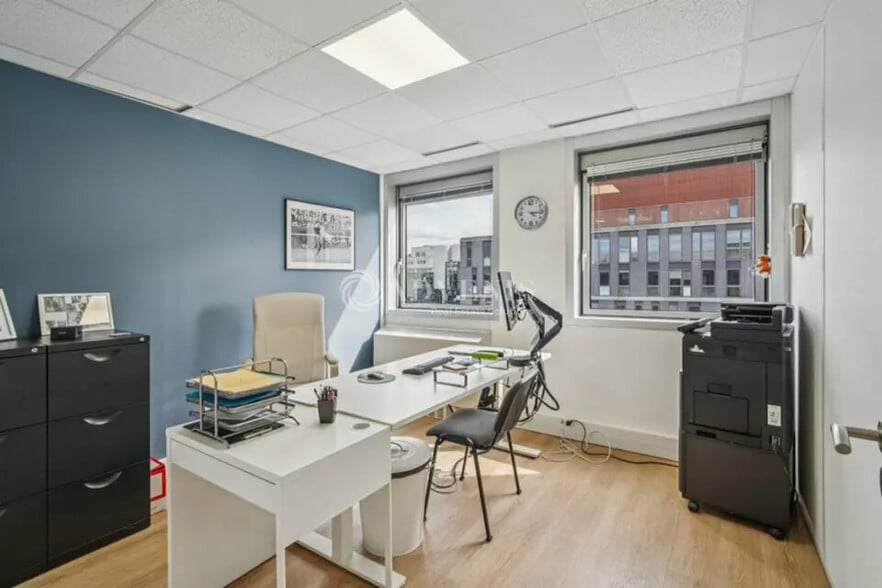 Bureau dans Noisy-le-Grand à louer - Photo intérieure - Image 2 de 12