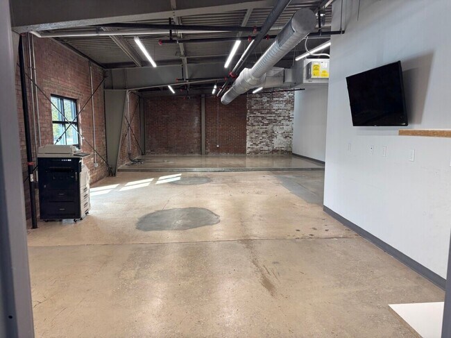 More details for 3512 Wilkinson Blvd, Charlotte, NC - Office, Office/Retail for Lease