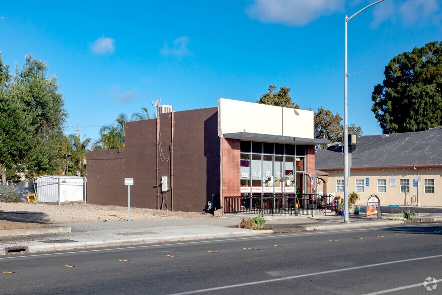 187 S Main St, Milpitas, CA à louer - Photo du bâtiment - Image 2 de 4