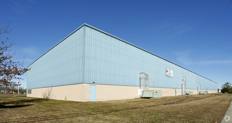 1930 Heck Ave, Neptune, NJ à louer - Photo du bâtiment - Image 2 de 2