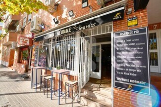 Plus de détails pour Multi-résidentiel à vendre