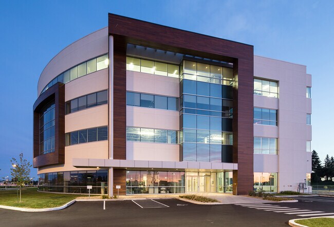 More details for 1950 Rue Maurice-Gauvin, Laval, QC - Office for Lease