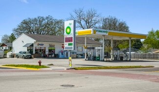 More details for 100 N Main St, Pine Island, MN - Retail for Sale