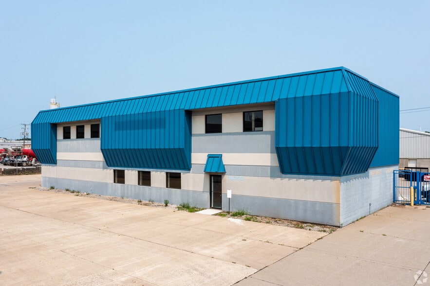 38750-38862 Ford Rd, Westland, MI for lease - Building Photo - Image 2 of 5