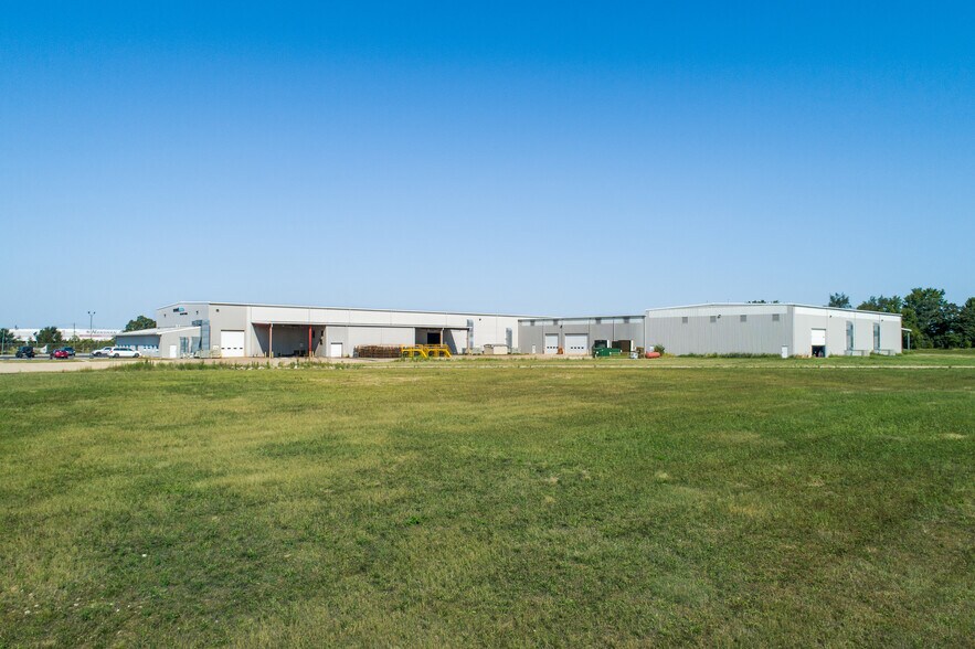 3709 US Highway 52, Lafayette, IN à vendre - Photo du bâtiment - Image 2 de 11
