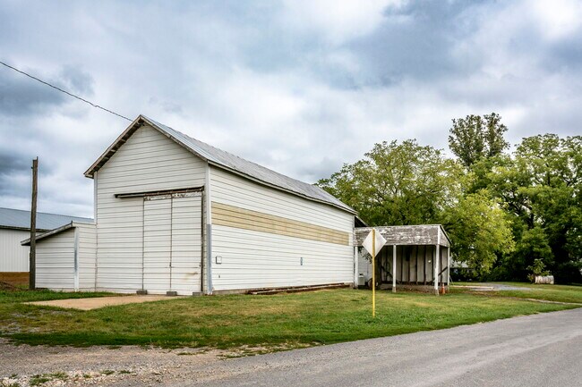 More details for 9875 Cave Hill Rd, Mcgaheysville, VA - Retail for Lease