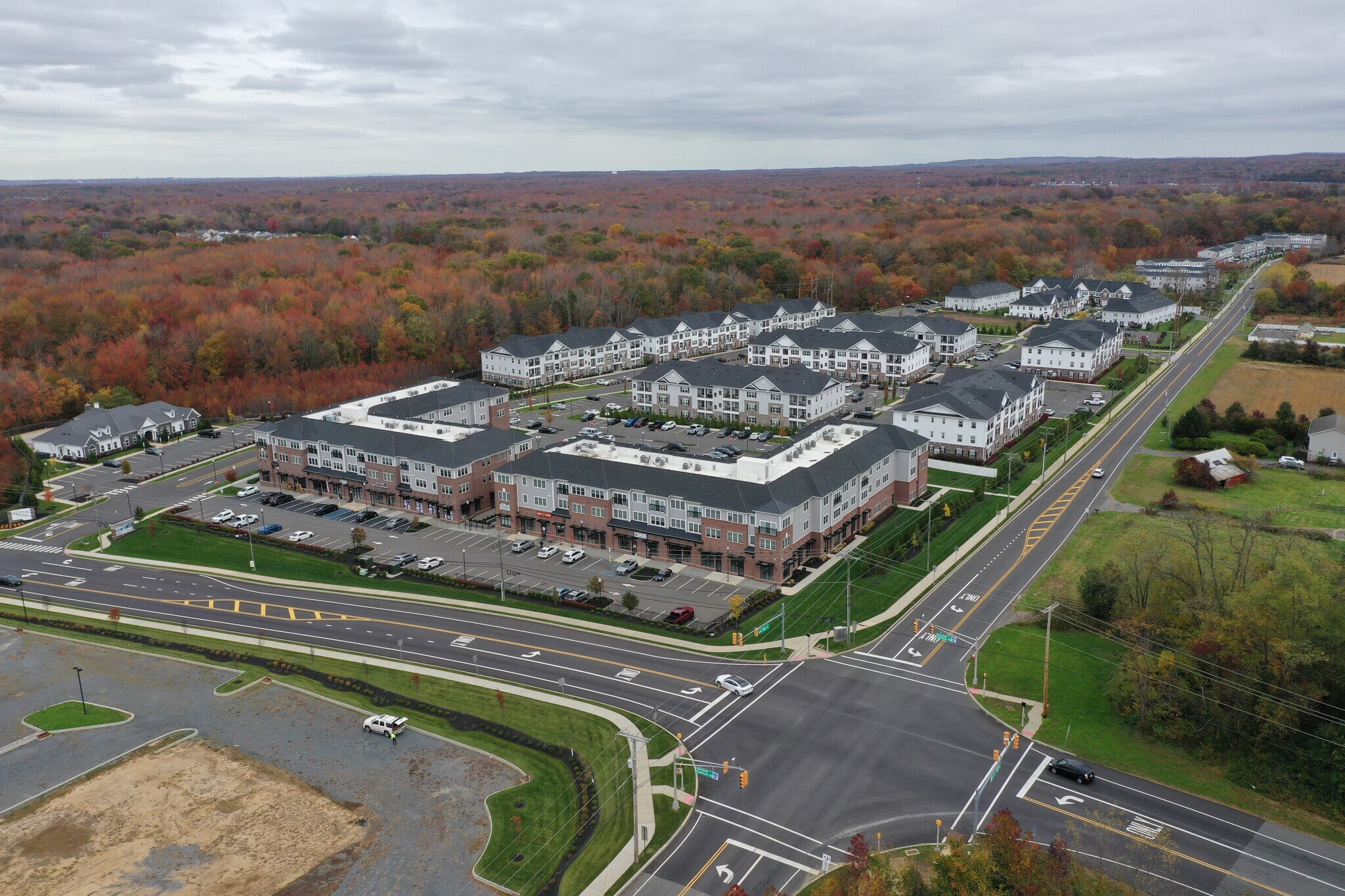 623 Spotswood-Englishtown Rd, Monroe Township, NJ à louer Photo principale- Image 1 de 7