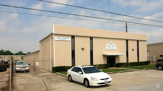 Plus de détails pour 134 Wilson Rd, Humble, TX - Industriel à vendre