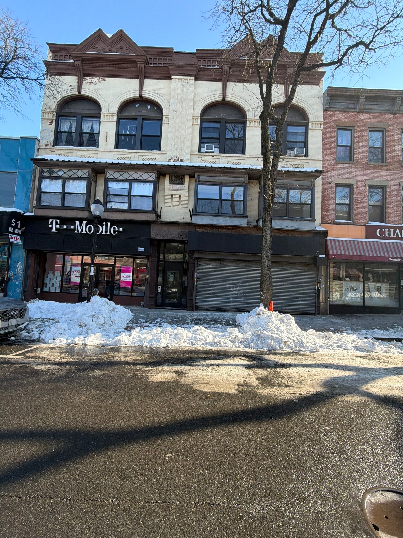 49 S 4th Ave, Mount Vernon, NY for lease Primary Photo- Image 1 of 2