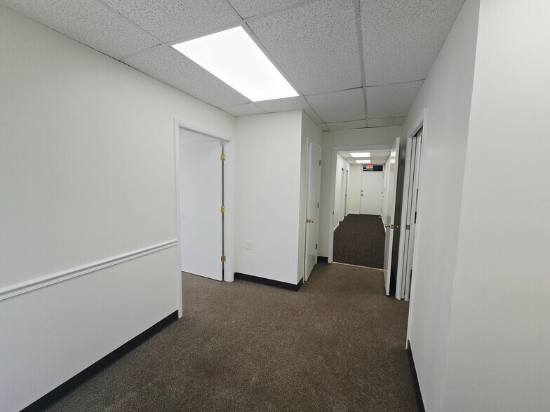 7201-7205 Aloma Ave, Winter Park, FL à louer - Photo du bâtiment - Image 3 de 13