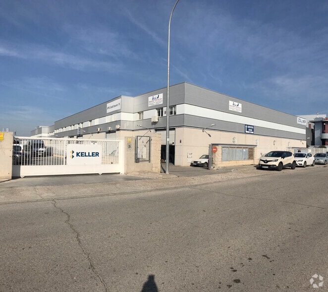 Industrial in Alcalá de Henares, Madrid for lease - Primary Photo - Image 1 of 1