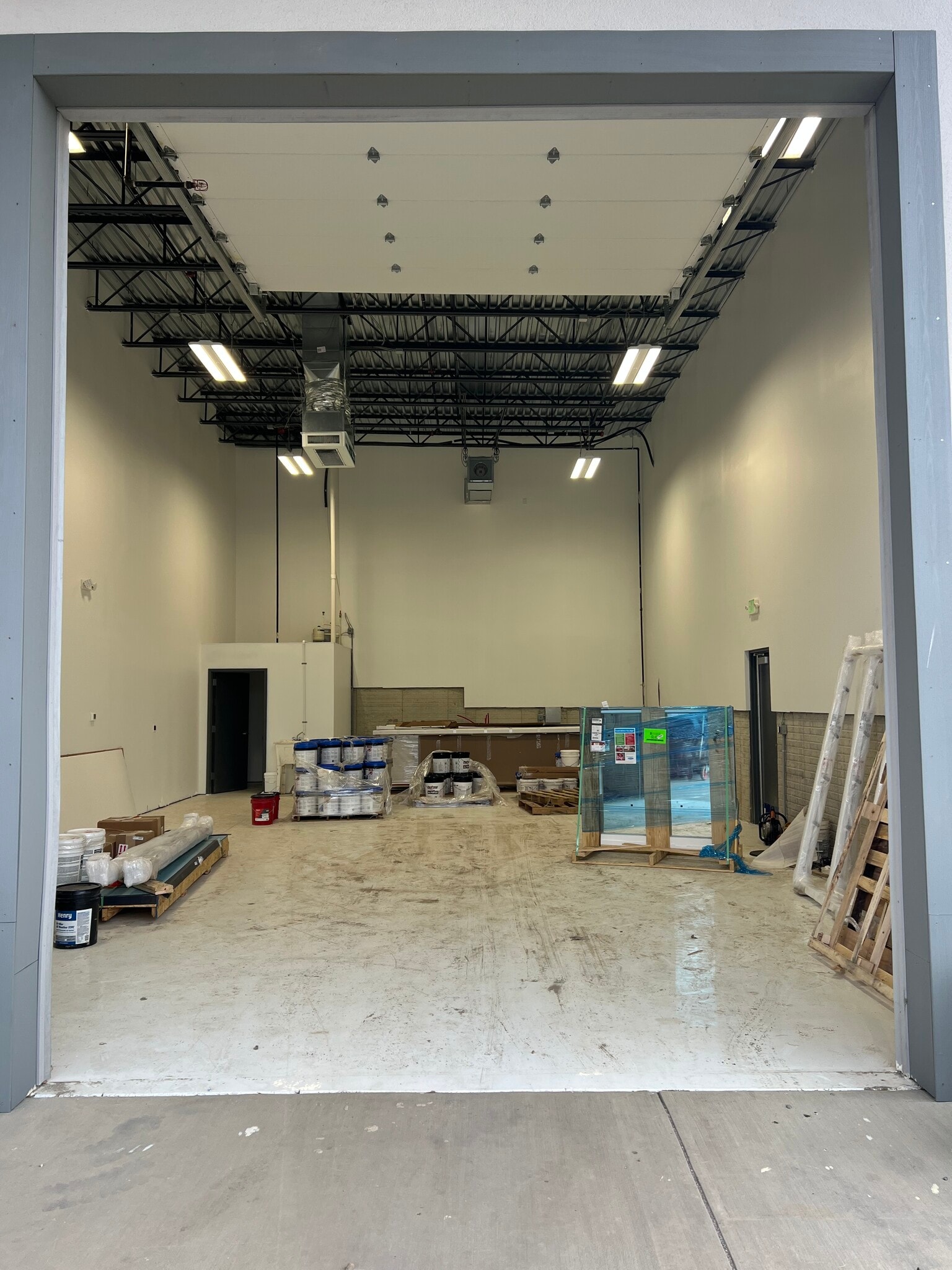 800 Race Rd, Essex, MD for lease Interior Photo- Image 1 of 2