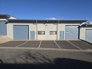 9551 E Lorna Ln, Prescott Valley, AZ for lease Interior Photo- Image 1 of 5