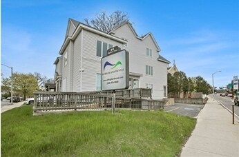 64 Highland St, Worcester, MA for sale Primary Photo- Image 1 of 1