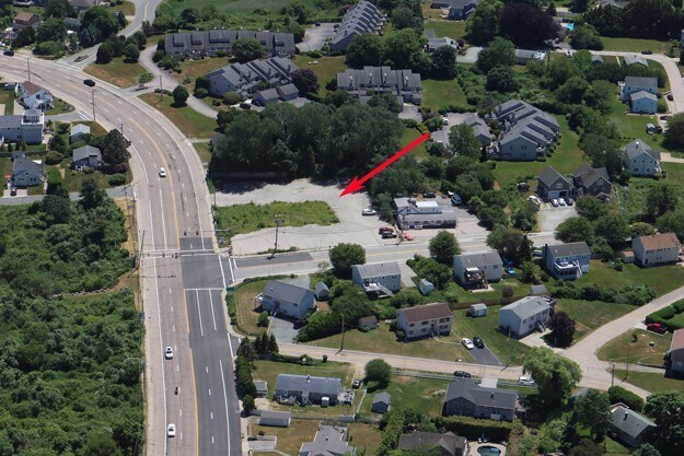 2 Sand Hill Cove Rd, Narragansett, RI à vendre - Photo du bâtiment - Image 2 de 5