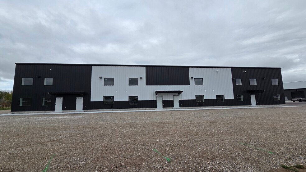 35 Landmark Ln, Rigby, ID à louer - Photo du bâtiment - Image 3 de 11