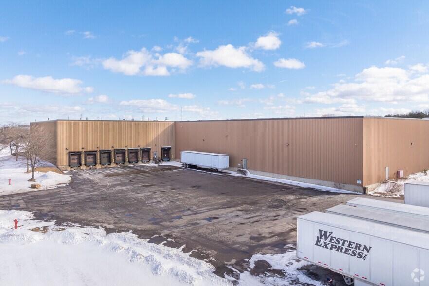 594 Can Do Expy, Hazleton, PA à vendre - Photo du bâtiment - Image 2 de 5