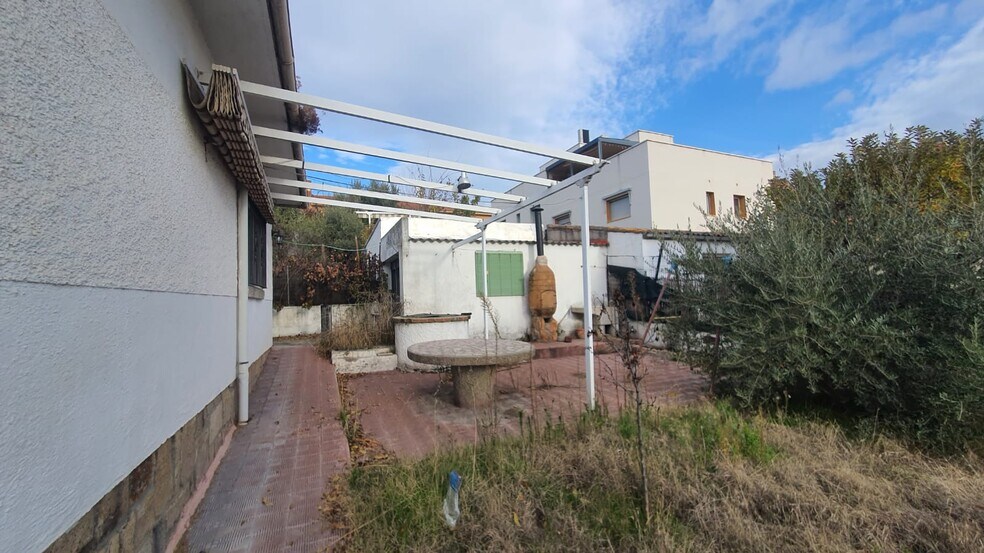 Calle Sil, 2, Pozuelo de Alarcón, Madrid à vendre - Photo du bâtiment - Image 2 de 2