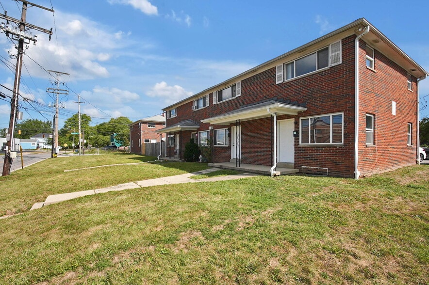 1501 Oakland Park Ave, Columbus, OH for sale - Building Photo - Image 3 of 23