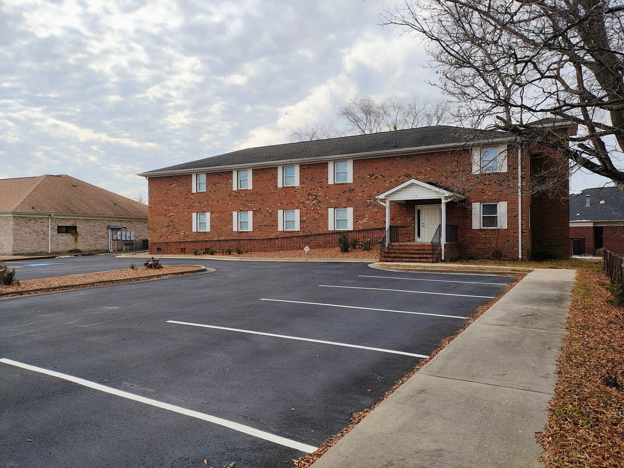 516 Beaumont Rd, Fayetteville, NC for lease Building Photo- Image 1 of 23