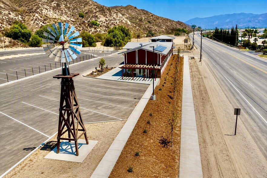 35-39 E Telegraph Rd, Fillmore, CA for lease - Building Photo - Image 3 of 15