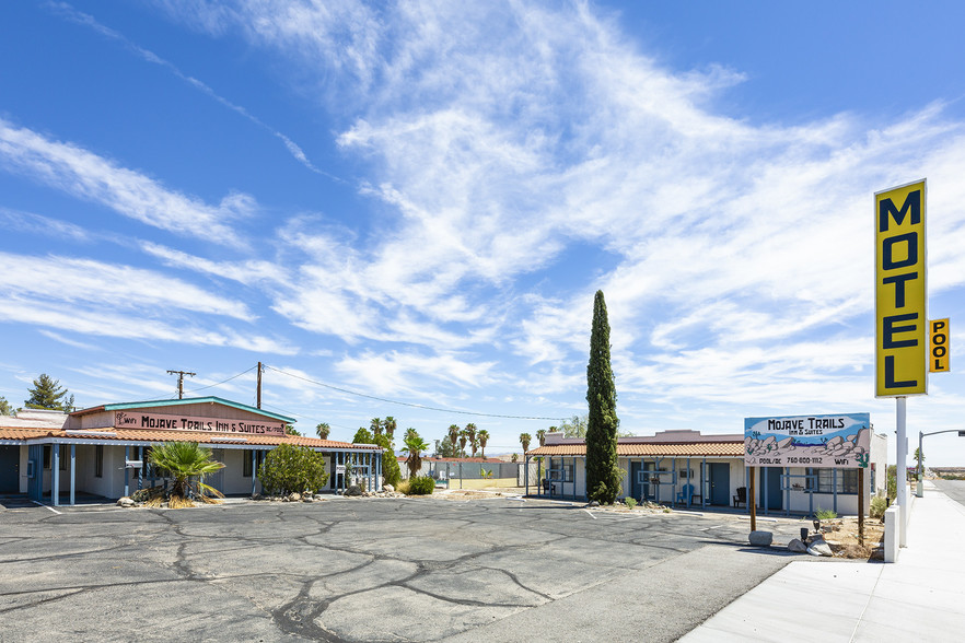 73842 Twentynine Palms Hwy, 29 Palms, CA à vendre - Photo du bâtiment - Image 1 de 1