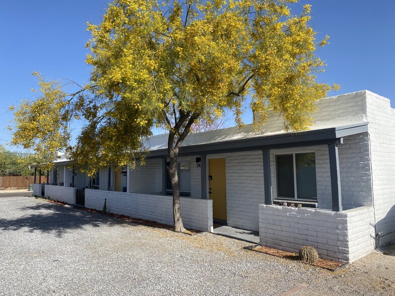 2432-2442 N Geronimo Ave, Tucson, AZ à vendre - Photo du bâtiment - Image 1 de 1