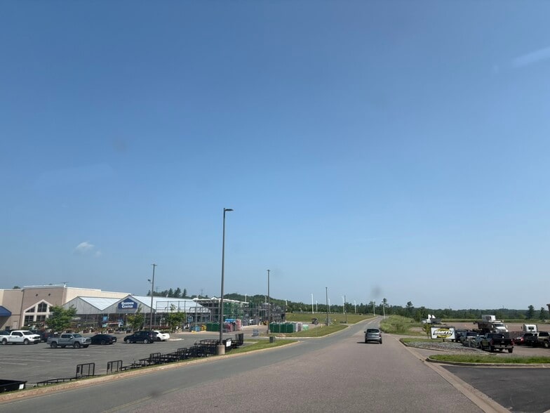 3470 US 41/Meijer Drive, Marquette, MI for sale - Primary Photo - Image 1 of 7