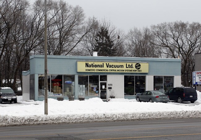 Plus de détails pour 3052 New St, Burlington, ON - Commerce de détail à vendre