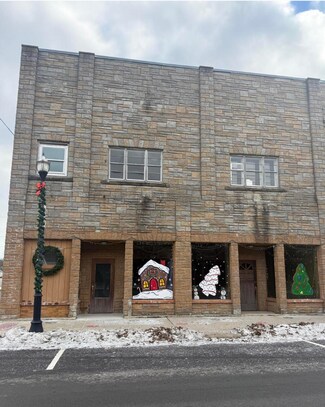 Plus de détails pour 129 E Main St, McComb, OH - Commerce de détail à vendre