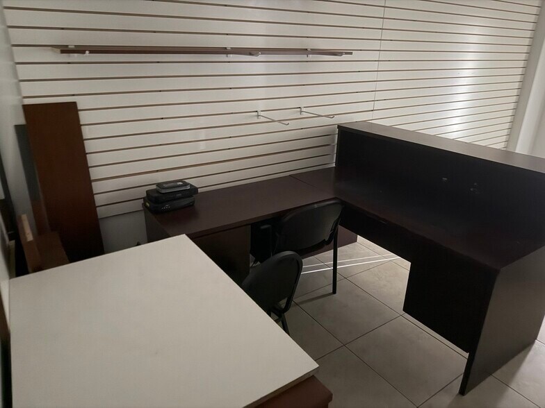 2740-2764 NW 112th Ave, Doral, FL à louer - Photo du bâtiment - Image 2 de 29