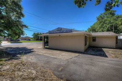 737 Irby Ln, Irving, TX for sale - Building Photo - Image 3 of 28