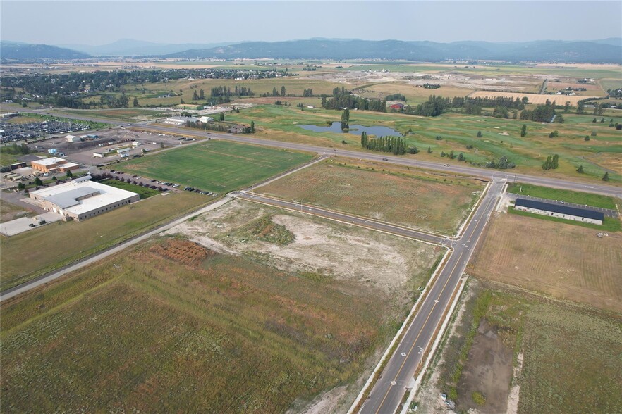 2175 Quail Lane, Kalispell, MT for sale - Primary Photo - Image 1 of 8