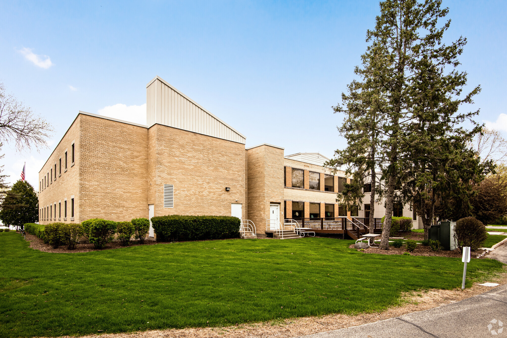 1617 Sherman Ave, Madison, WI à vendre Photo du bâtiment- Image 1 de 1