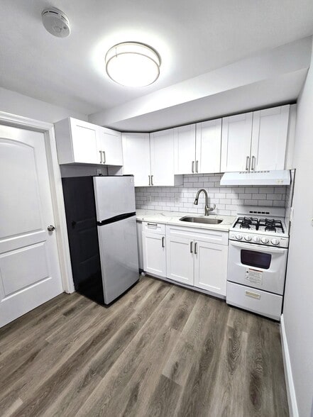 275 Grand, Leonia, NJ for sale - Building Photo - Image 3 of 18