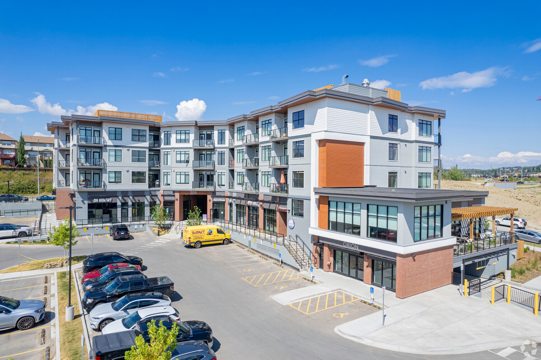 2188 85 St SW, Calgary, AB à vendre Photo principale- Image 1 de 1