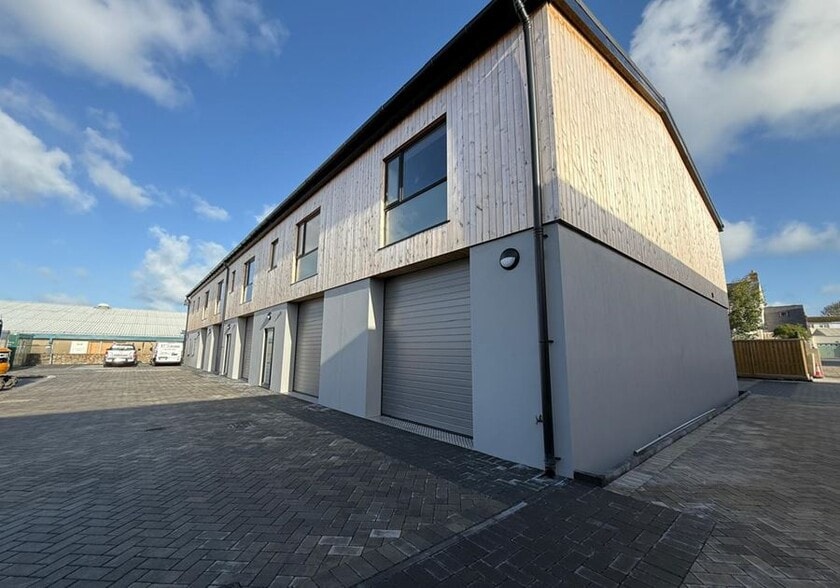 La Route Du Braye, Guernsey for lease - Building Photo - Image 2 of 6