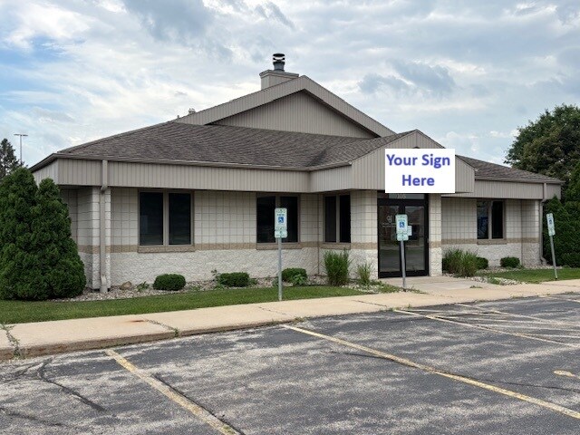 105 E Bell St, Neenah, WI à louer Photo principale- Image 1 de 22