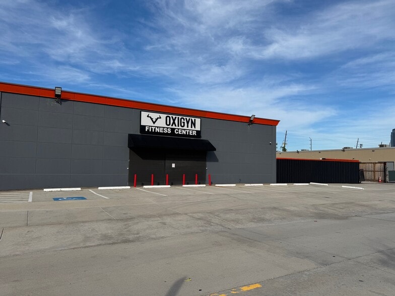 5900 Schumacher Ln, Houston, TX for lease - Building Photo - Image 2 of 27