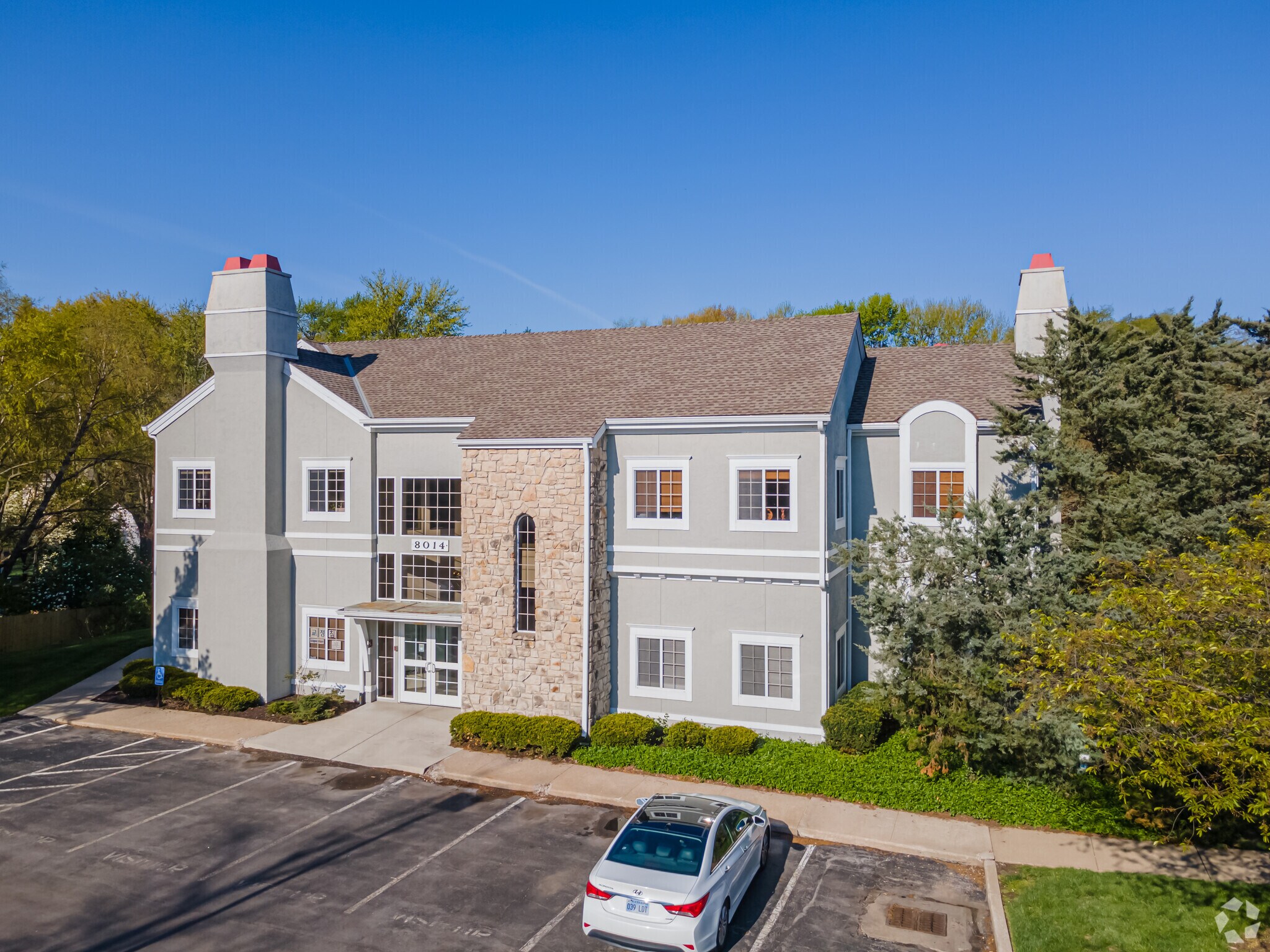 8014 State Line Rd, Prairie Village, KS for lease Primary Photo- Image 1 of 6