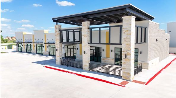 2708 Los Lagos Drive dr, Edinburg, TX à louer - Photo du bâtiment - Image 3 de 8