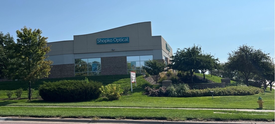 8920 S 71st Plz, Papillion, NE for lease Building Photo- Image 1 of 3