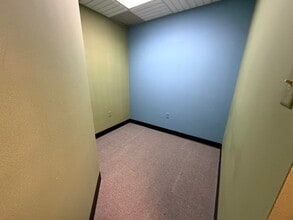 10475 Perry Hwy, Wexford, PA for lease Interior Photo- Image 2 of 9