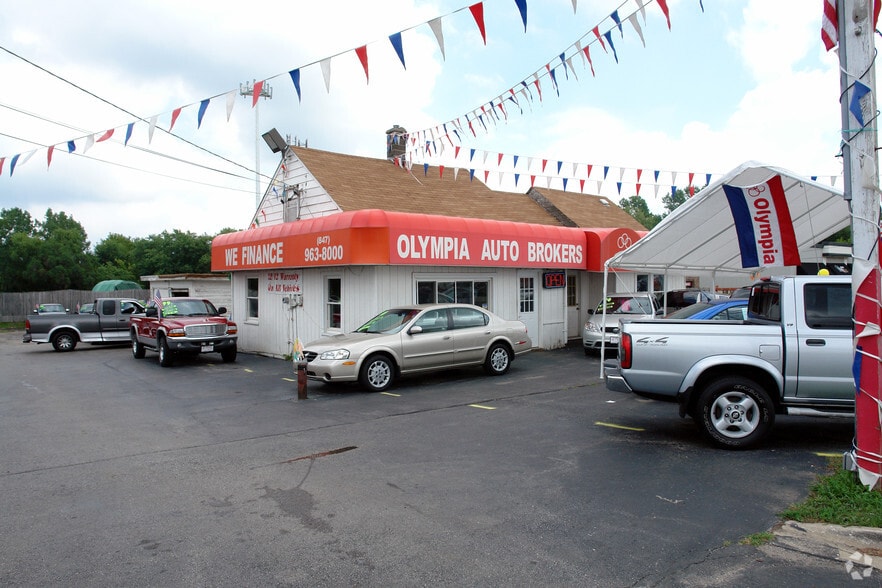2161 N Rand Rd, Palatine, IL for sale - Primary Photo - Image 1 of 11