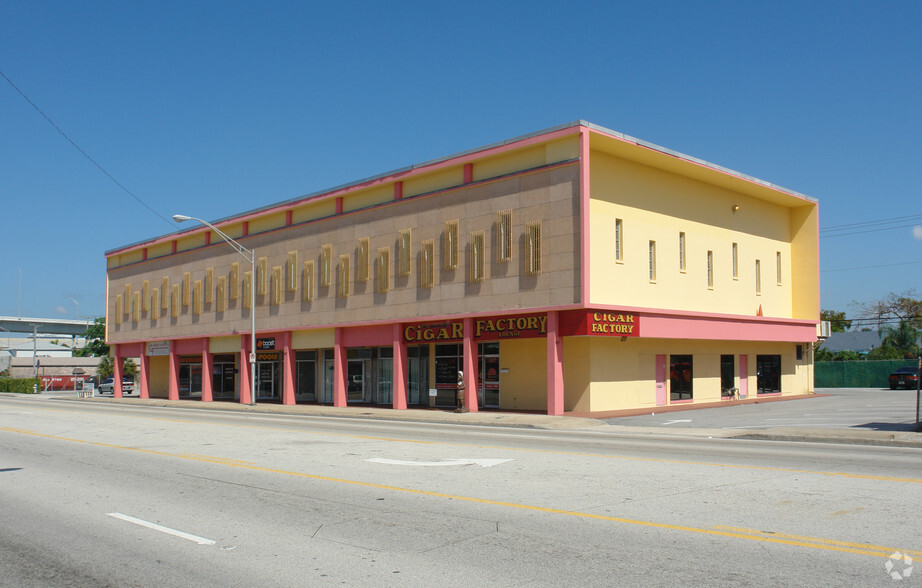 927-939 Belvedere Rd, West Palm Beach, FL à vendre - Photo principale - Image 1 de 1