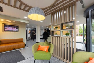 Plus de détails pour Manchester Rd, Wilmslow - Bureau à louer