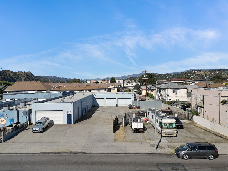 2317-2323 Pasadena Ave, Los Angeles, CA for sale - Building Photo - Image 1 of 34