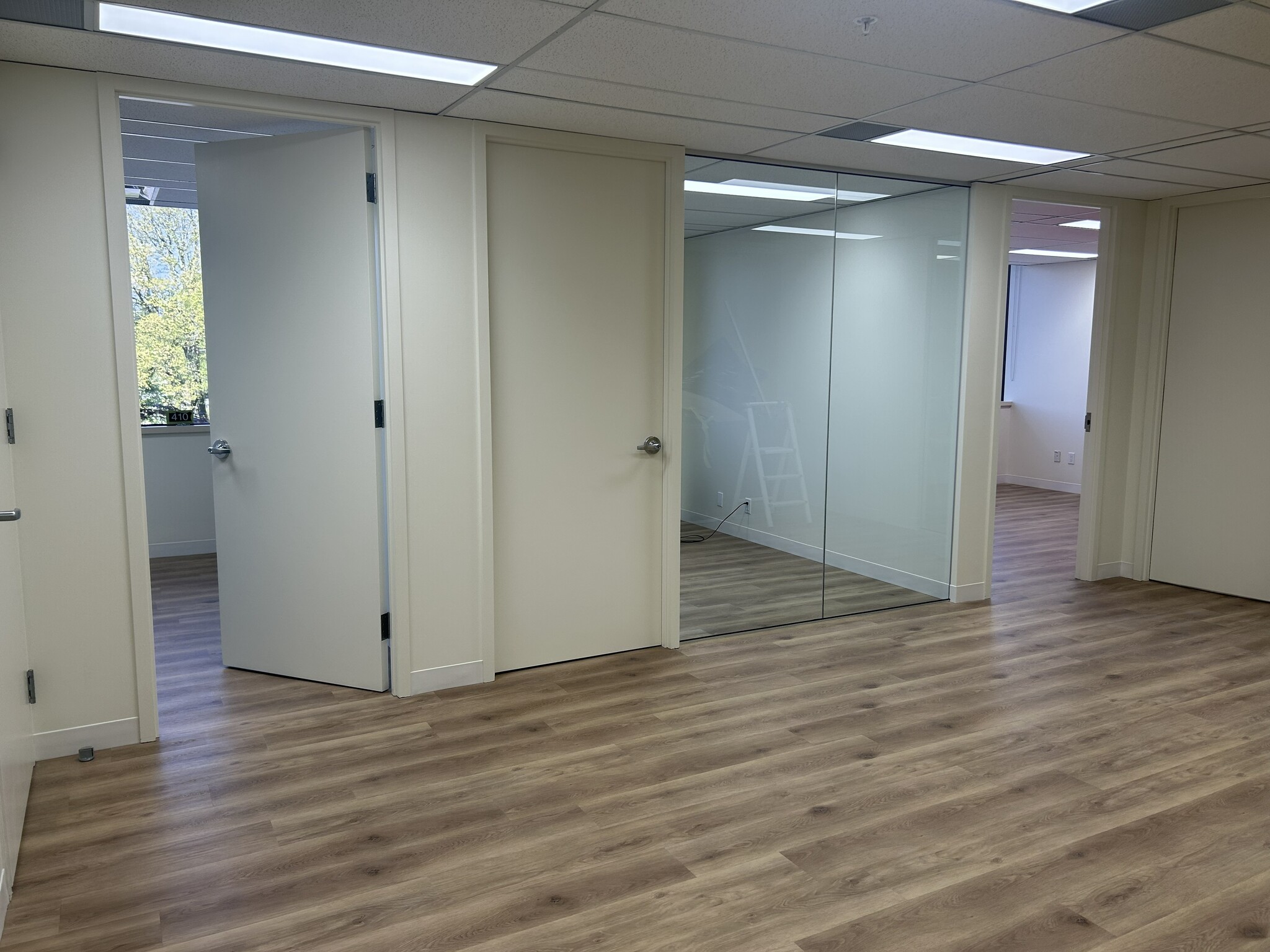 555 Sixth St, New Westminster, BC for lease Interior Photo- Image 1 of 1