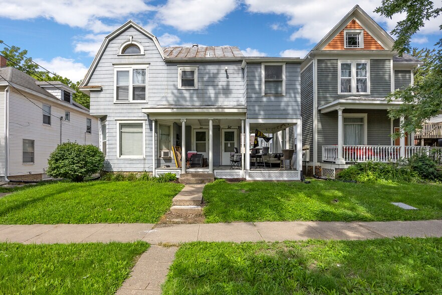 217 S Johnson St, Iowa City, IA à vendre - Photo principale - Image 1 de 6
