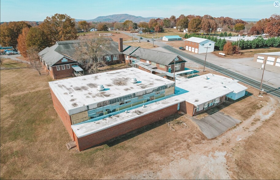 6125 NC Hwy 16 Hwy, Taylorsville, NC for sale - Primary Photo - Image 1 of 3